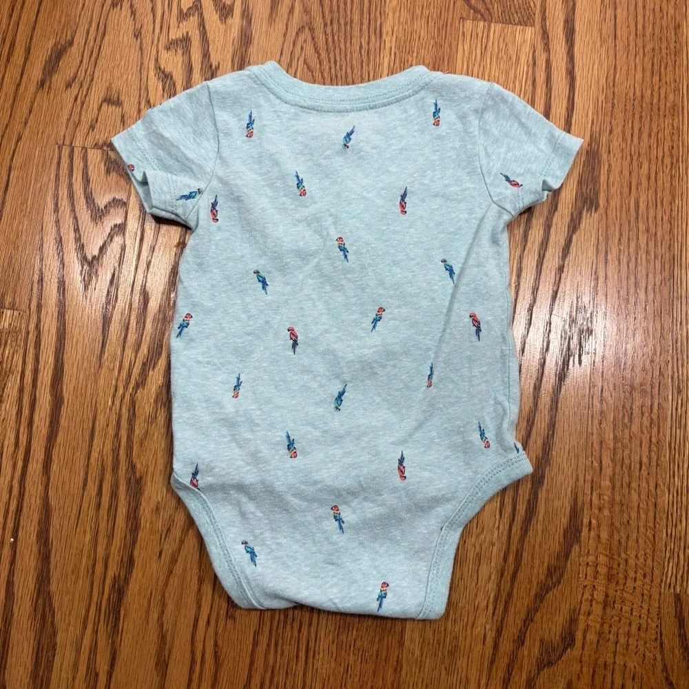 Osh Kosh B'Gosh Onesie 9M - Picture 4 of 5